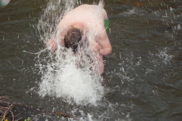 Koud bergwater